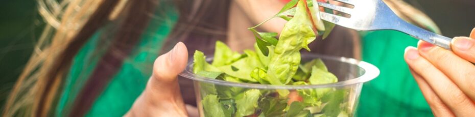 7 Foods That Naturally Brighten Your Smile