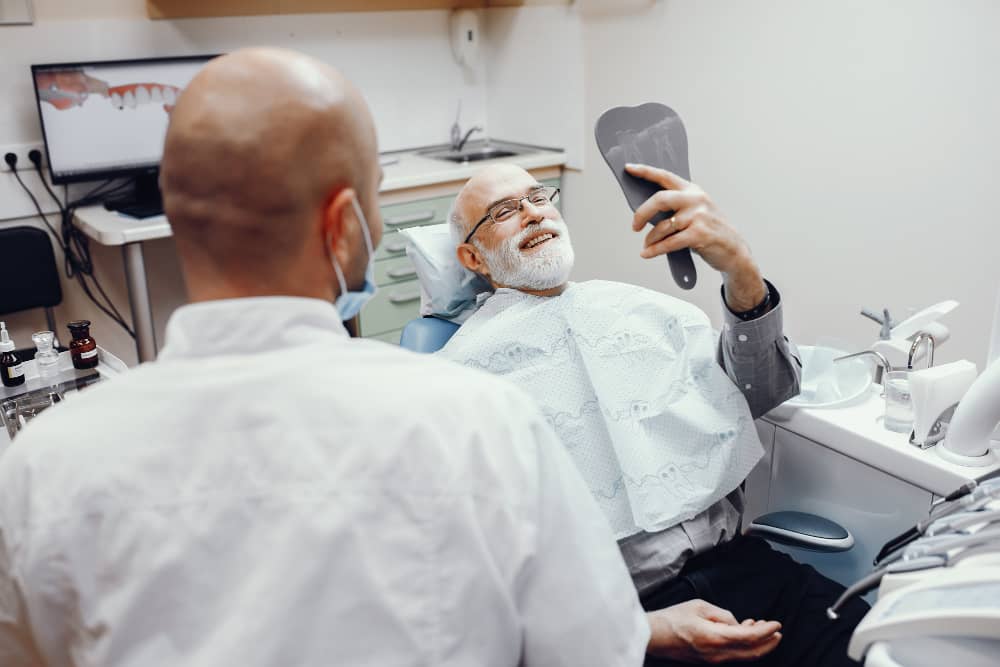 Dental Implants vs. Dentures: What's the Best Choice?
